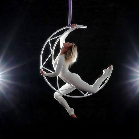 Aerial Moon – Crescent Lyra Hoop